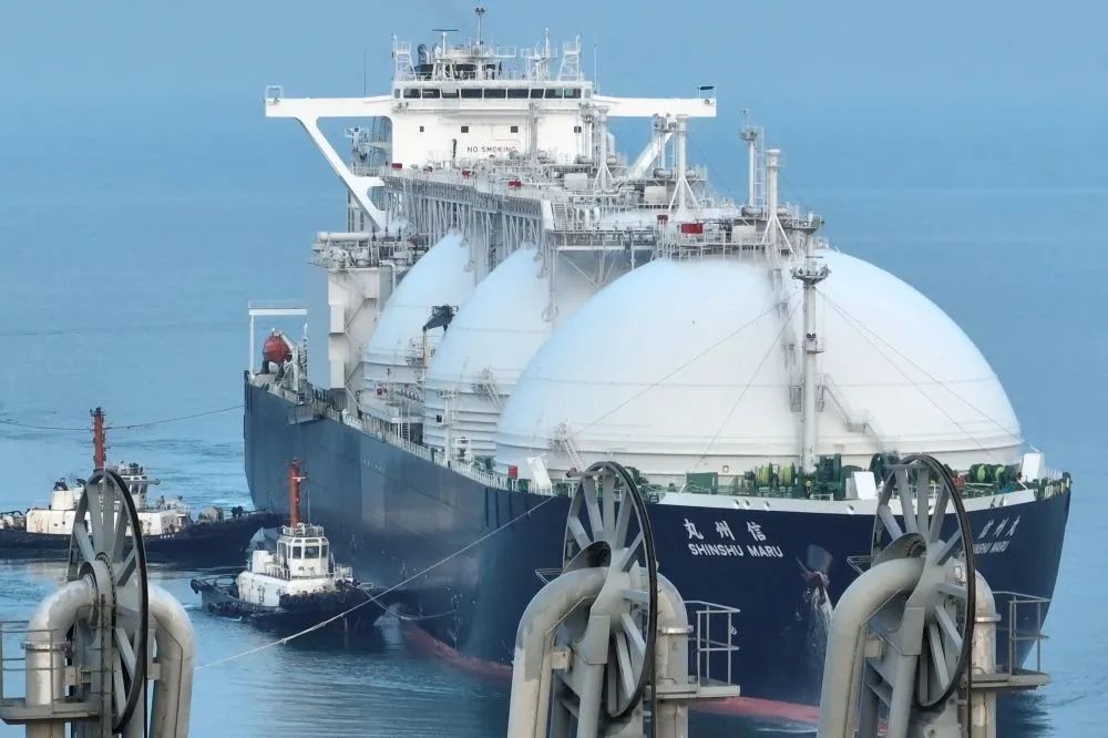 海南LNG成功接卸第100艘LNG船(图1)