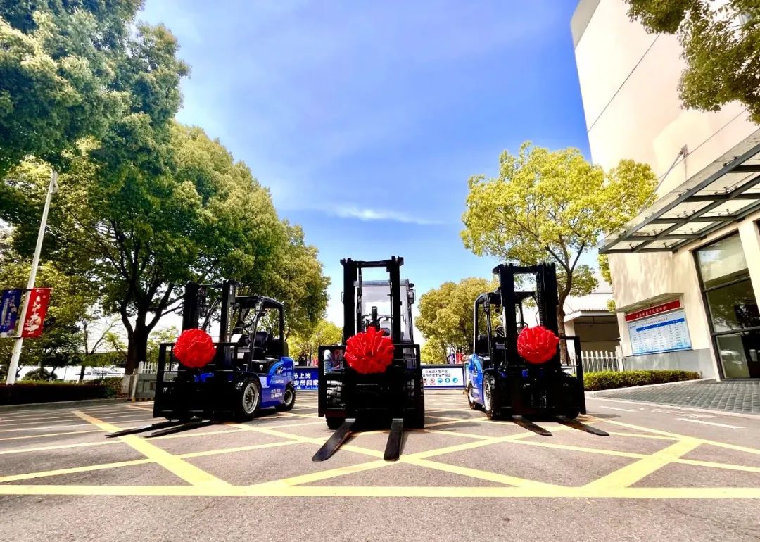 氢装上阵 低碳前行｜金宏气体 • 杭叉集团氢能叉车投运仪式圆满完成(图5)