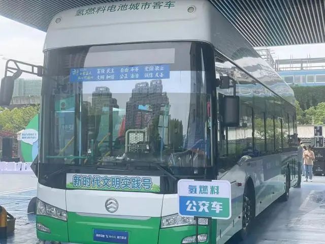 杭州市首座绿色交通综合能源站正式启用(图5)