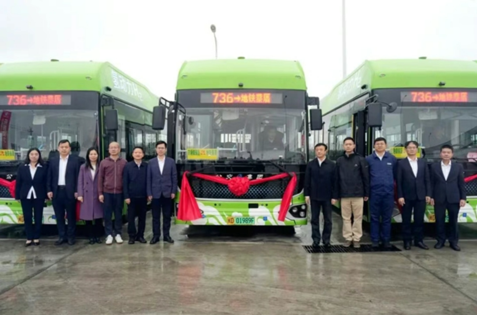 福建省首条氢能零碳公交示范线路厦门736路正式开通(图2)